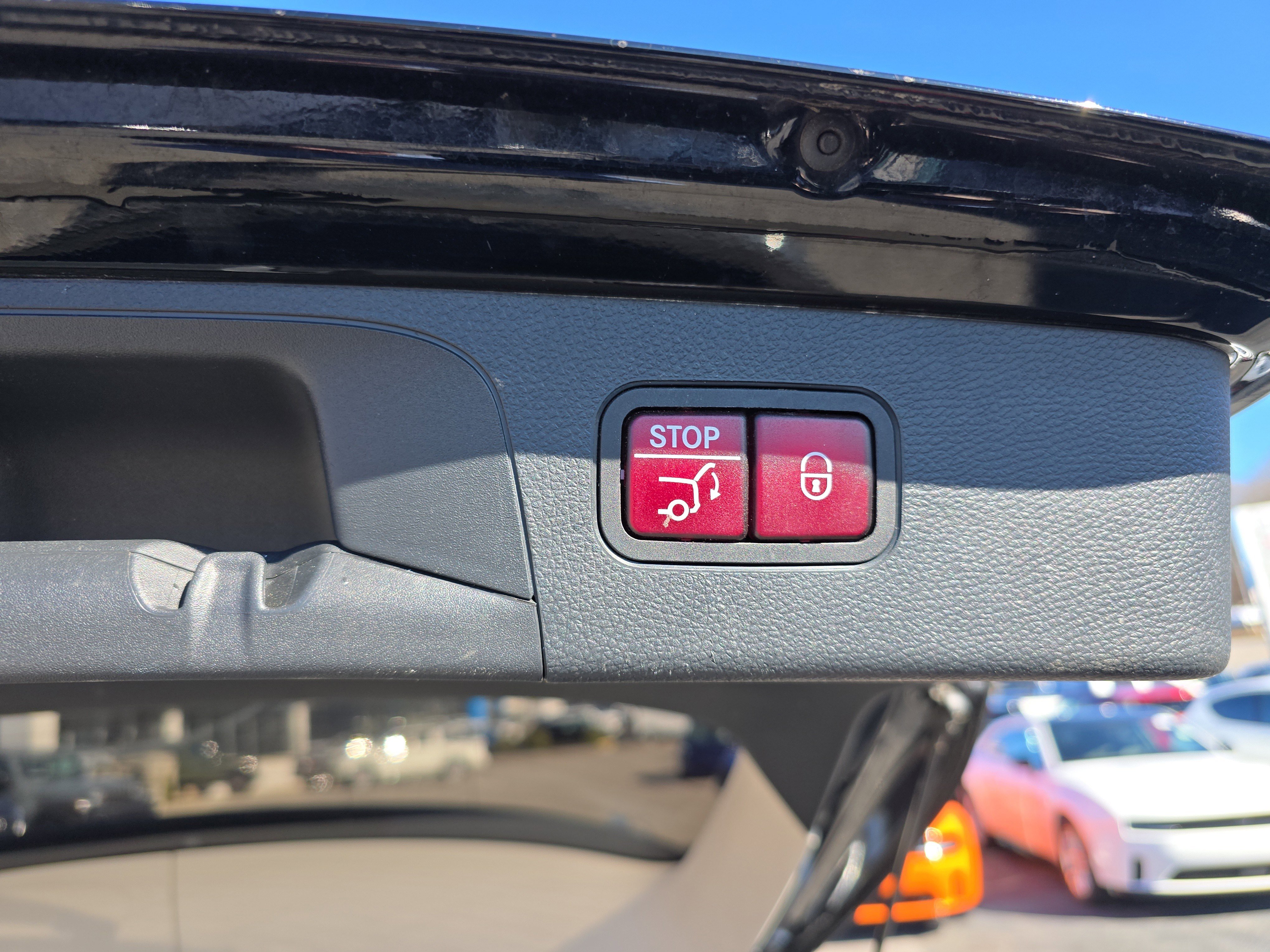 Used 2018 Mercedes-Benz GLC 300 image 6