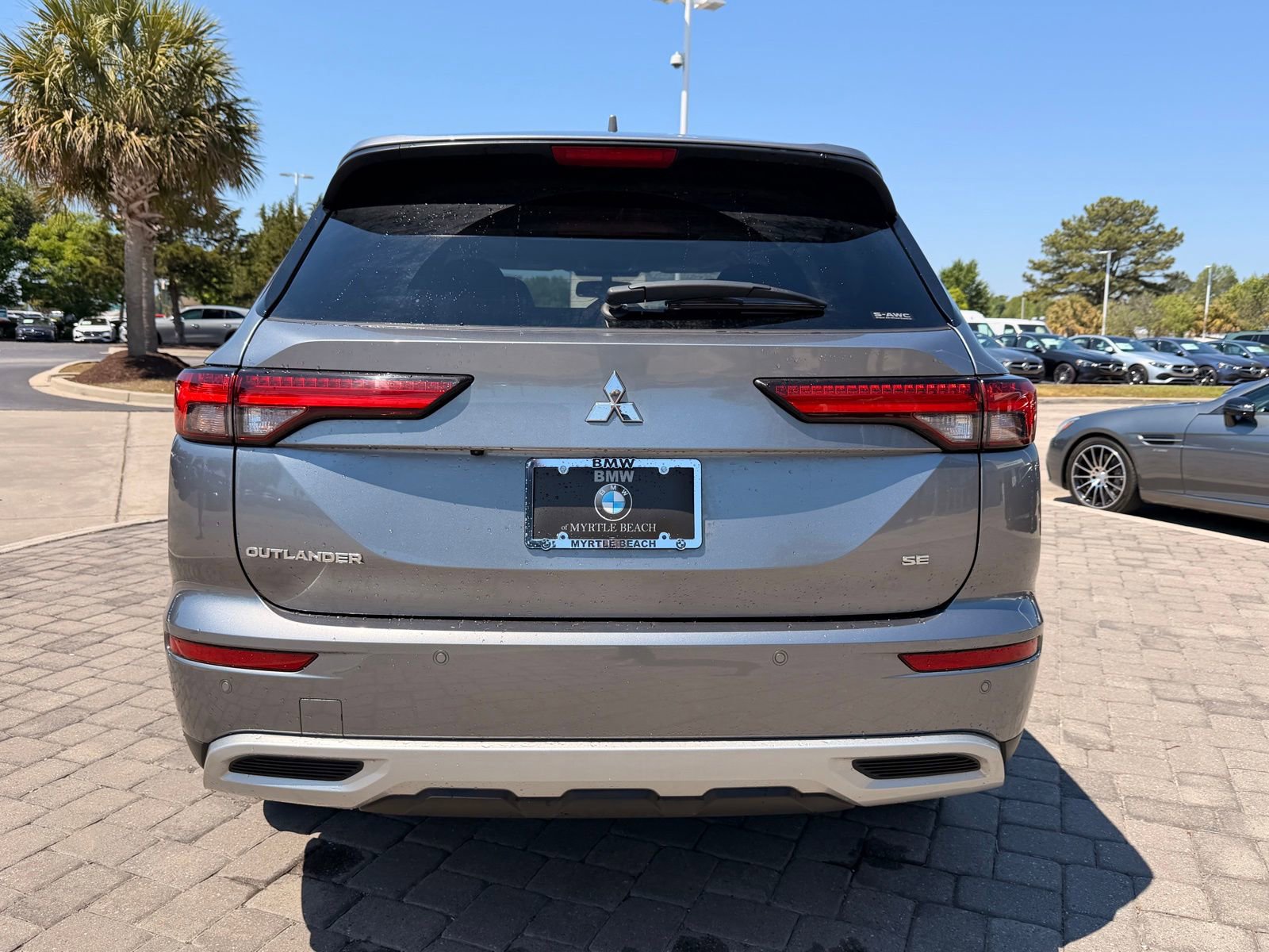 Used 2024 Mitsubishi Outlander AWD image 10