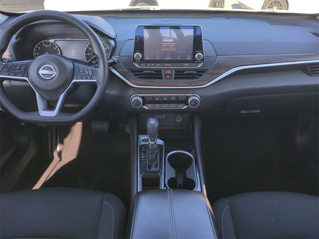 Used 2024 Nissan Altima 2.5 SV image 19