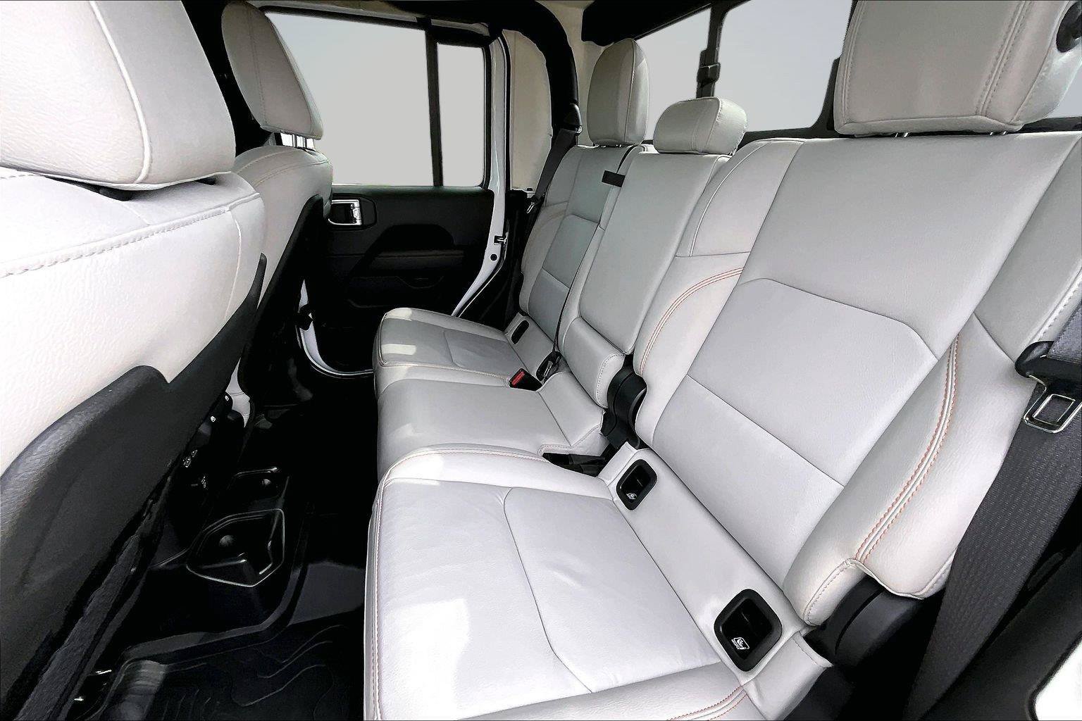 Used 2021 Jeep Gladiator Mojave w/ LED Lighting Group AWD/4WD image 28