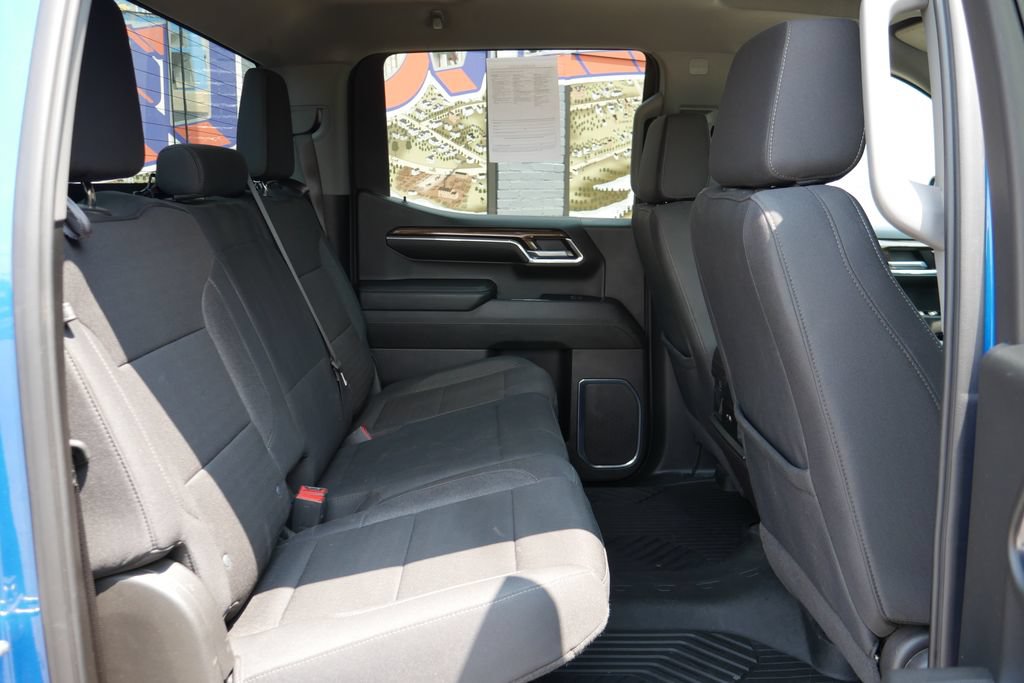 Used 2024 Chevrolet Silverado 1500 LT Trail Boss w/ Protection Package AWD/4WD image 13
