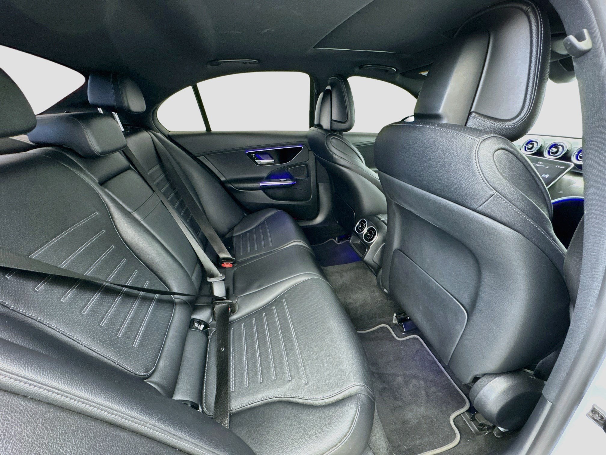 Used 2022 Mercedes-Benz C 300 Sedan w/ AMG Line w/ Night Package image 19