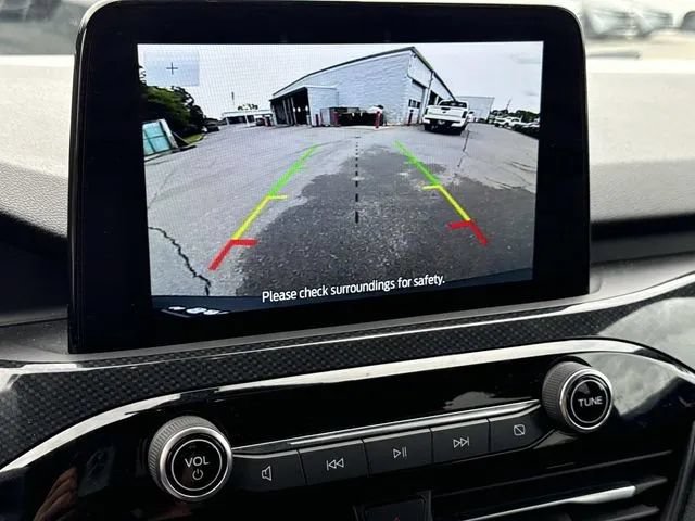 Used 2025 Ford Escape ST-Line FWD image 36