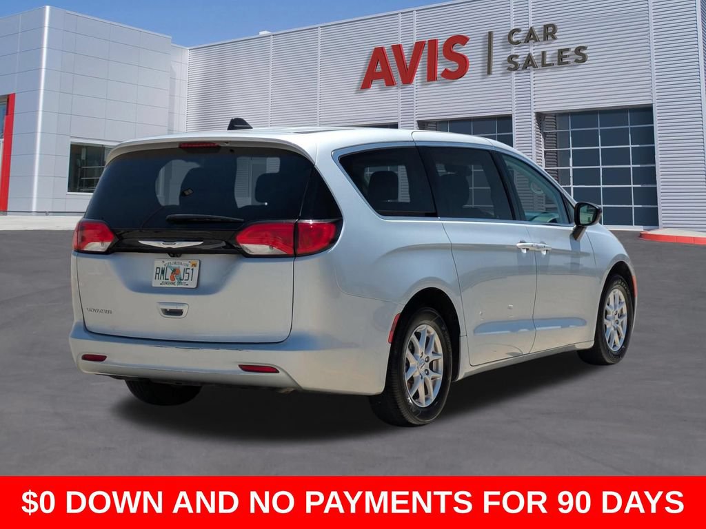 Used 2024 Chrysler Voyager LX FWD image 6