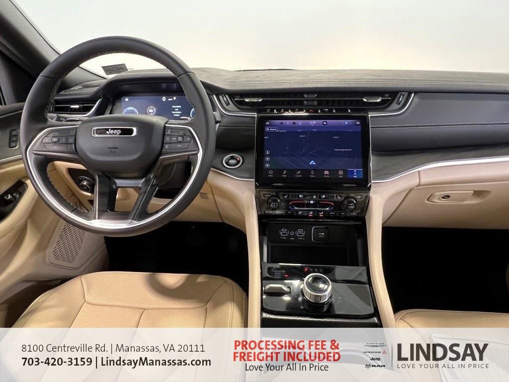 New 2025 Jeep Grand Cherokee L Limited w/ Luxury Tech Group II image 16