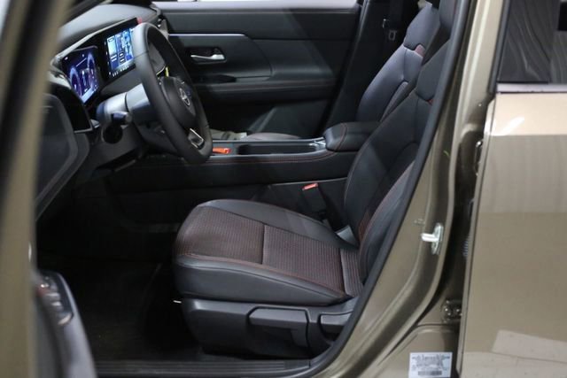 New 2026 Nissan Kicks SR w/ Interior Electronics Package image 8