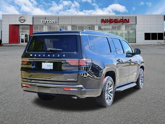 Used 2024 Jeep Wagoneer L Series II RWD image 4