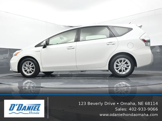 Used 2012 Toyota Prius V Two w/ Preferred Accessory Pkg FWD image 10
