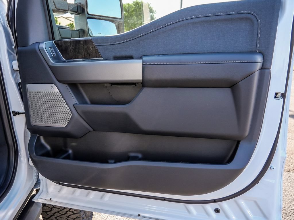 New 2026 Ford F250 Lariat w/ Black Appearance Package AWD/4WD image 28