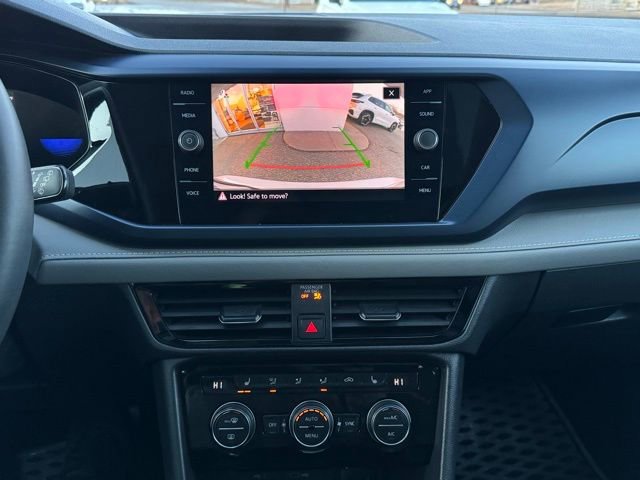 Certified 2024 Volkswagen Taos SE w/ Panoramic Sunroof Package image 36