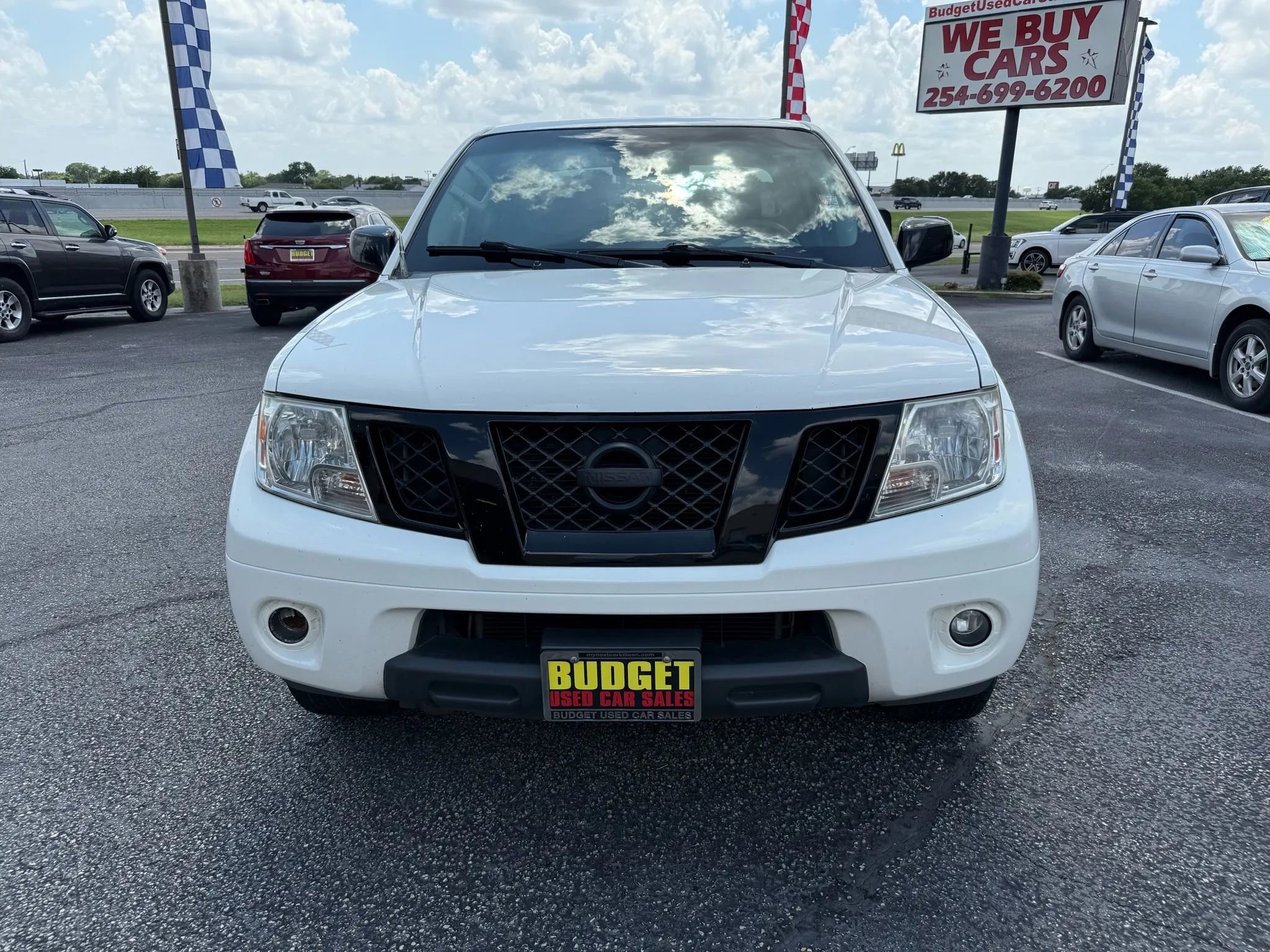 Used 2019 Nissan Frontier SV w/ Value Truck Package image 2