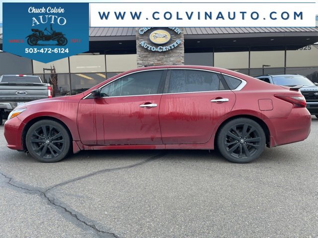 Used 2017 Nissan Altima 2.5 SR w/ Midnight Edition Package