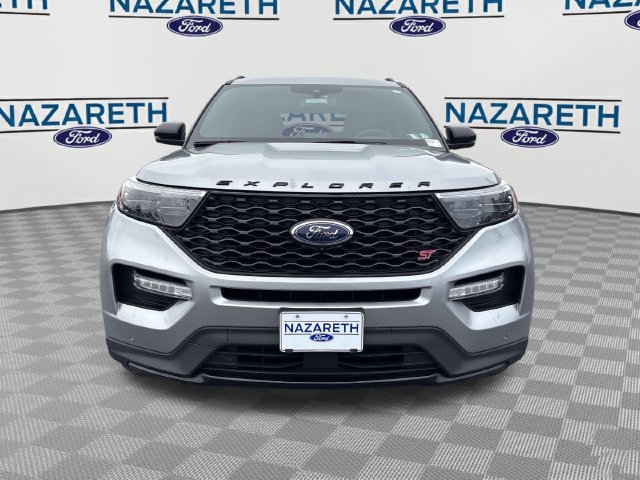 Used 2023 Ford Explorer ST w/ Equipment Group 401A AWD/4WD image 2