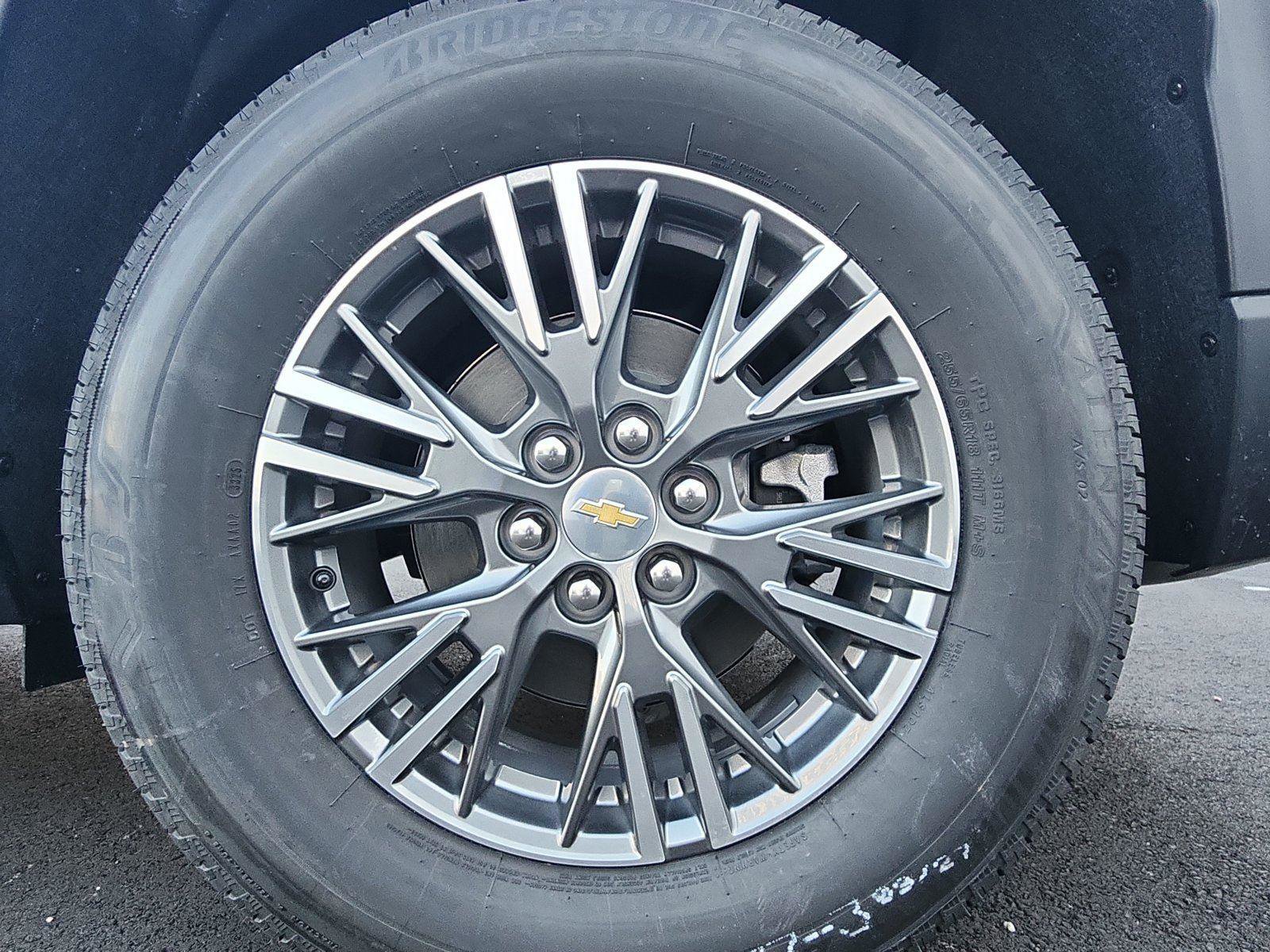 New 2026 Chevrolet Traverse LT w/ LPO, Floor Liner Package image 9