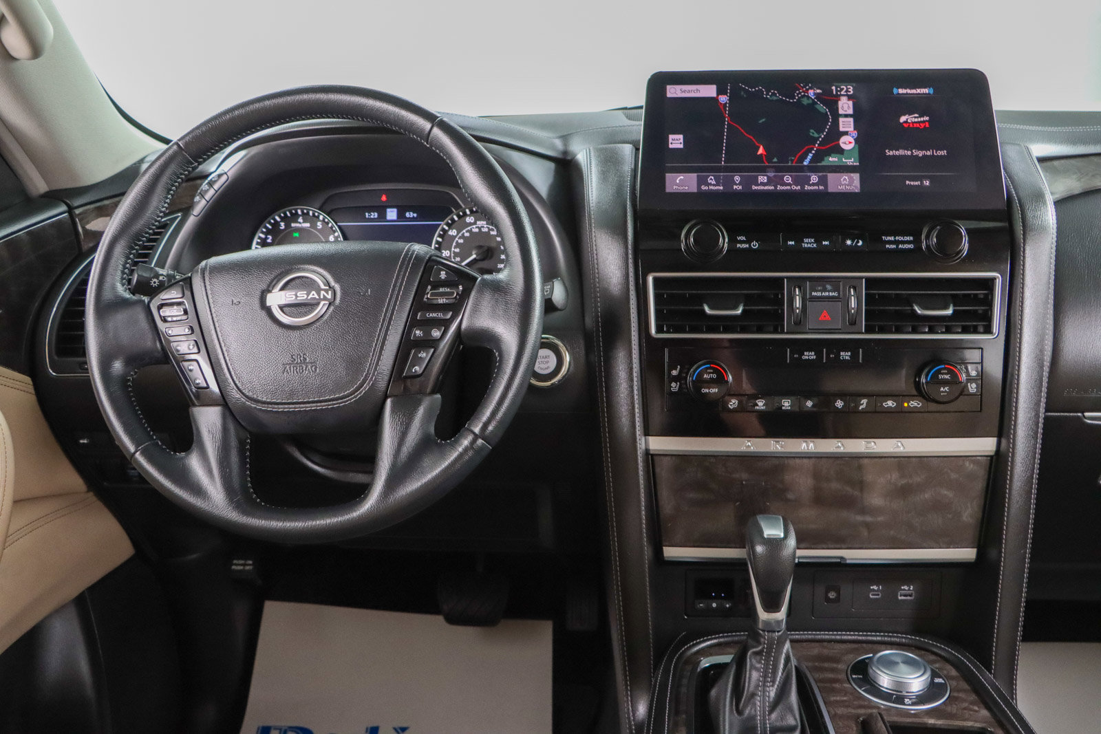 Used 2024 Nissan Armada Platinum w/ Captain's Chairs Package image 13