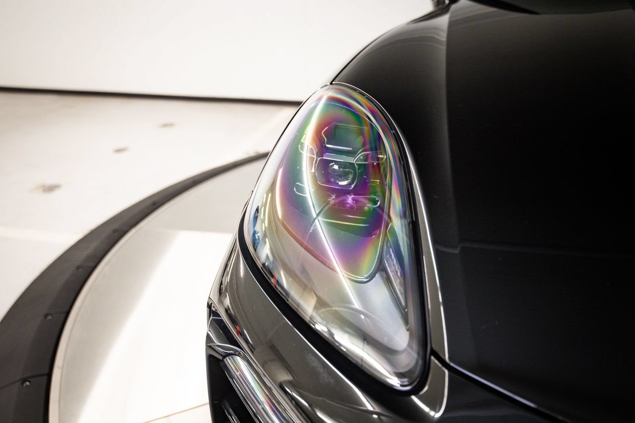 Certified 2023 Porsche Cayenne Platinum Edition AWD/4WD image 13