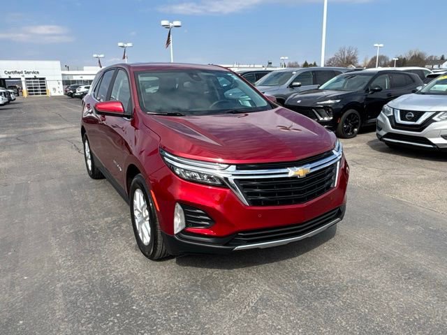 Used 2024 Chevrolet Equinox LT w/ LPO, Floor Liner Package image 3