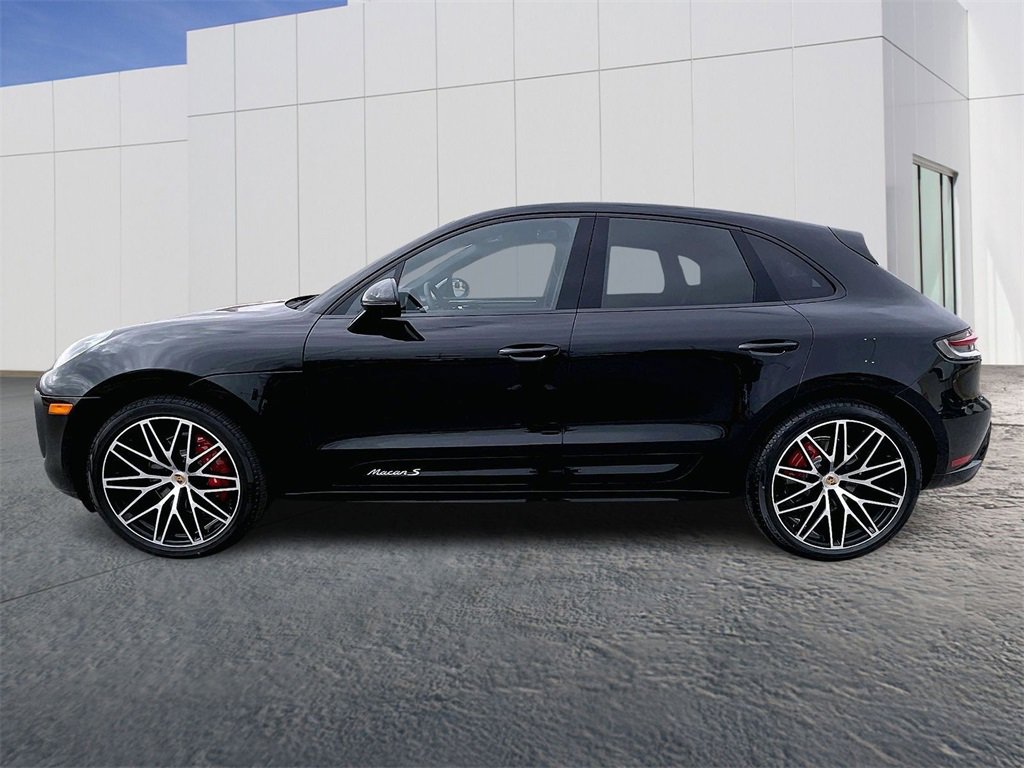 New 2026 Porsche Macan S image 2