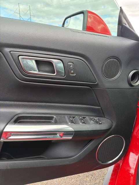 Used 2020 Ford Mustang Premium image 17