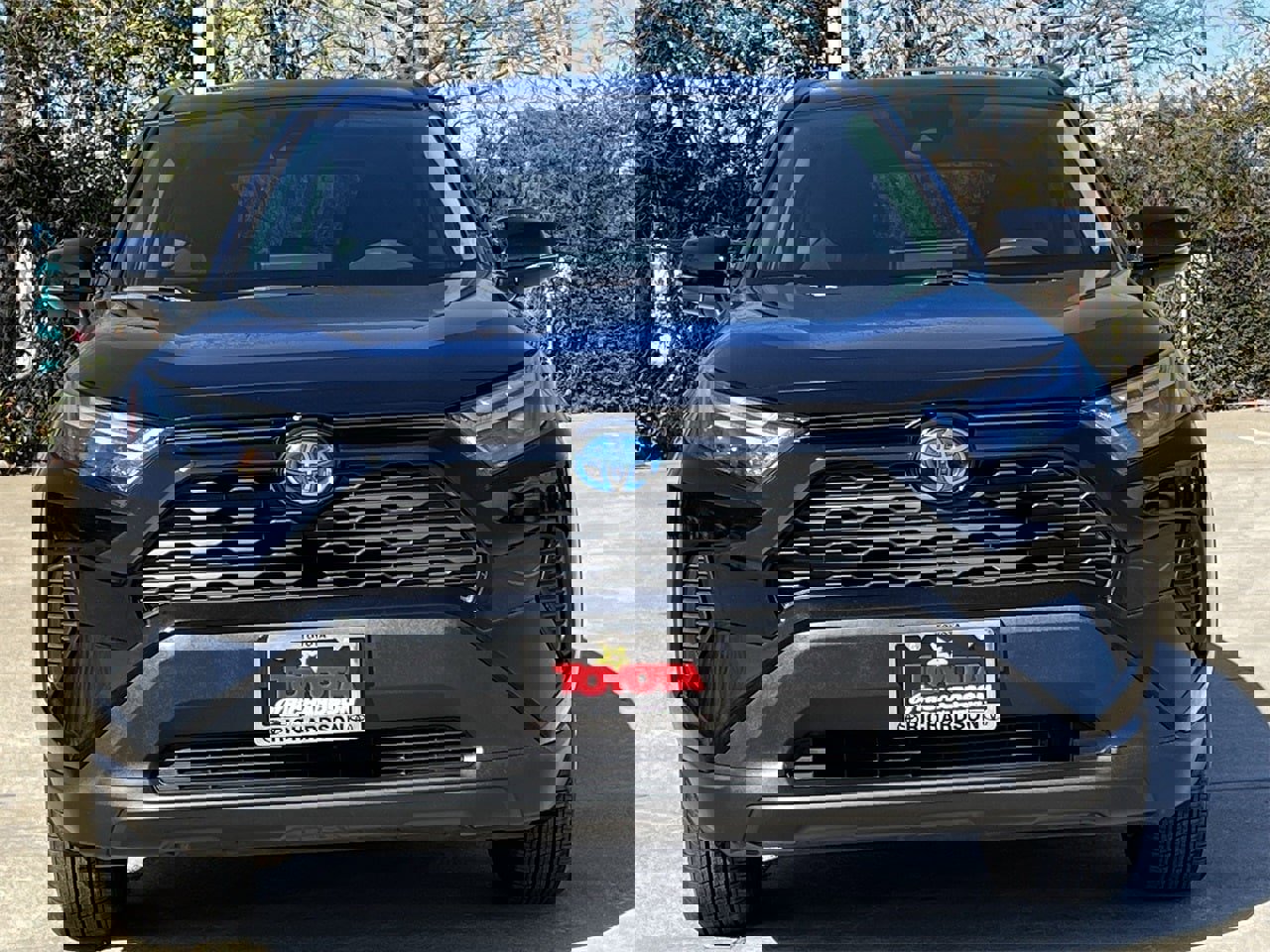 Used 2024 Toyota RAV4 XLE image 7