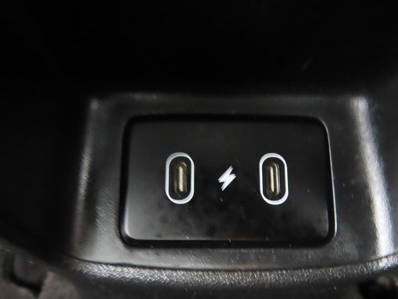 Used 2024 Hyundai Elantra SE FWD image 27
