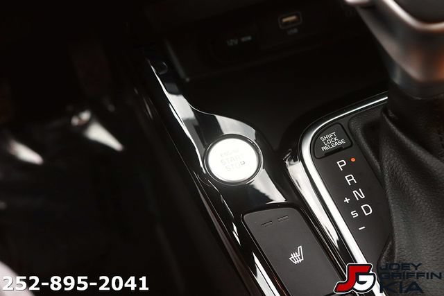 Certified 2025 Kia Soul EX FWD image 22