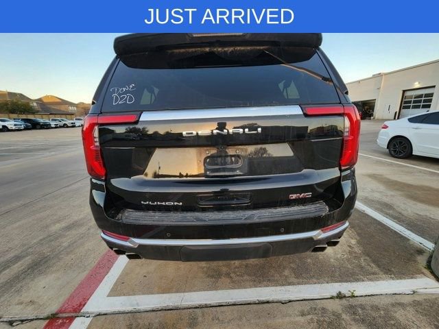 Used 2025 GMC Yukon XL Denali image 5