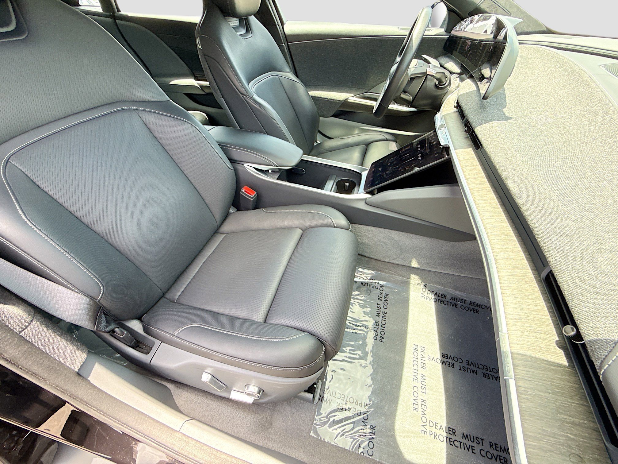 Used 2024 Lucid Air Touring AWD/4WD image 15