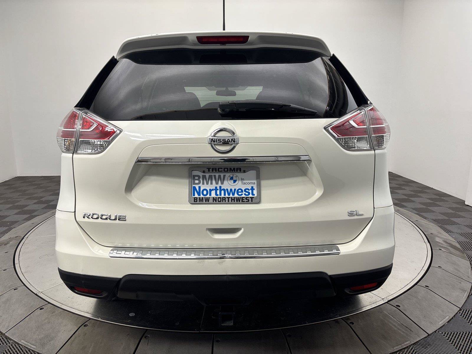 Used 2016 Nissan Rogue SL w/ SL Premium Package FWD image 15