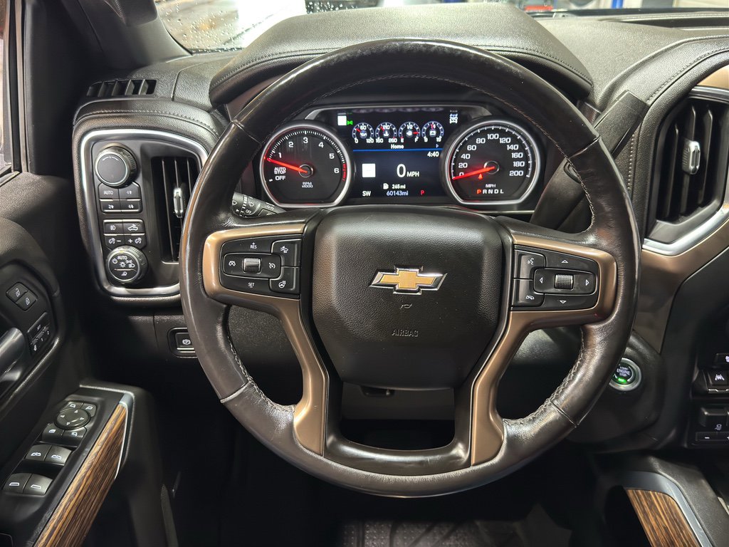 Used 2019 Chevrolet Silverado 1500 High Country w/ Technology Package AWD/4WD image 24