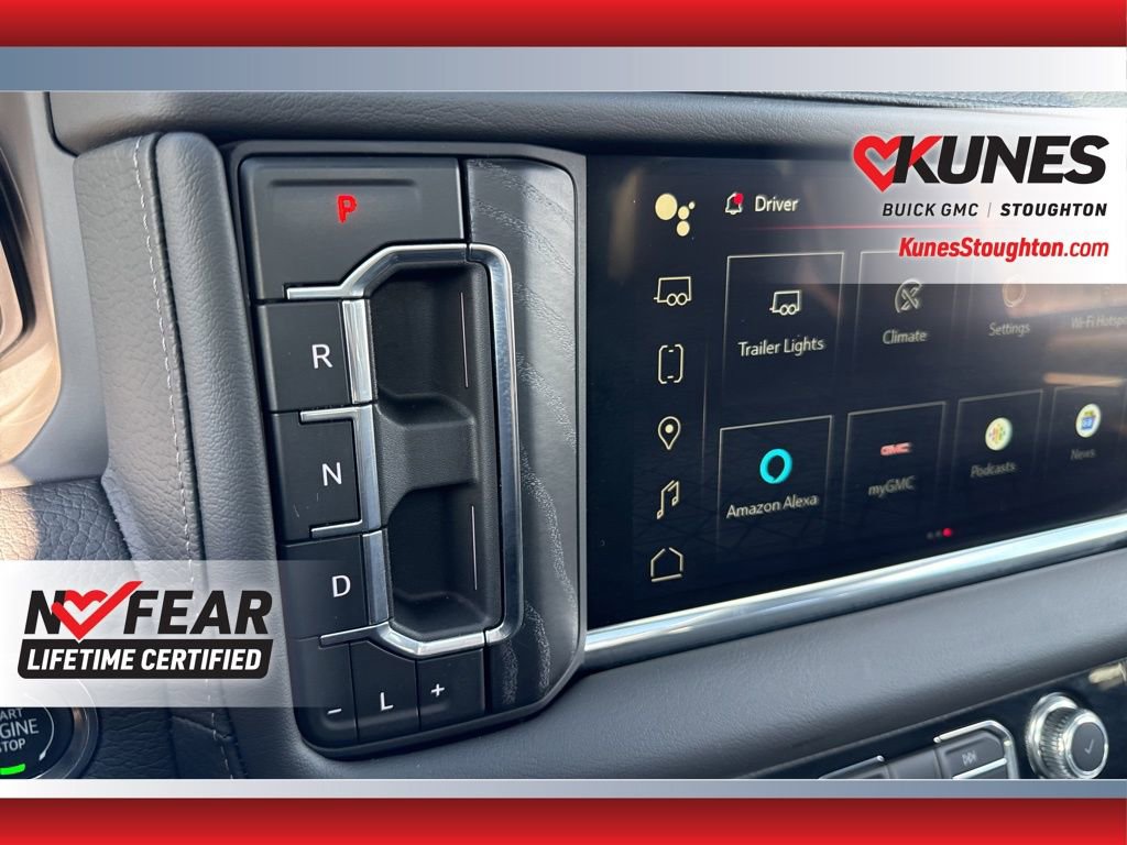 Used 2023 GMC Yukon XL Denali image 34