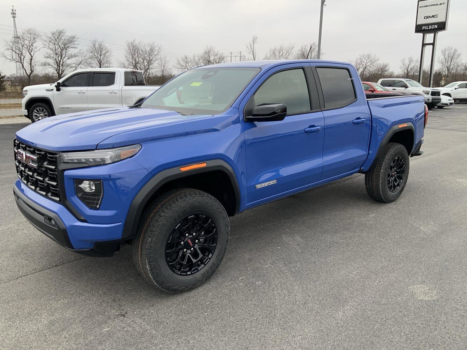 New 2026 GMC Canyon Elevation w/ Convenience Package image 7