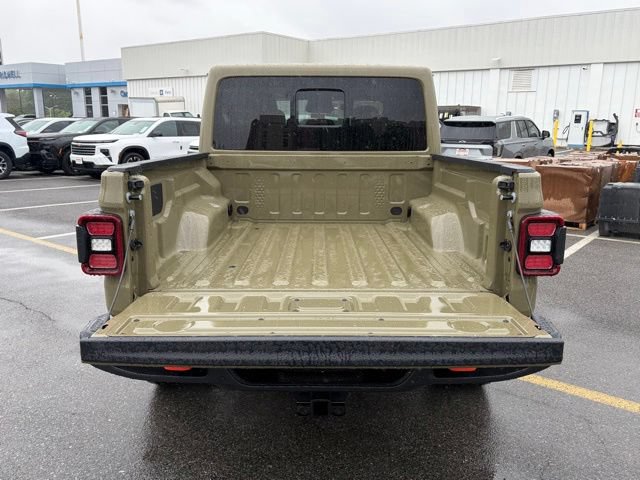 New 2026 Jeep Gladiator Mojave w/ Safety Group AWD/4WD image 7
