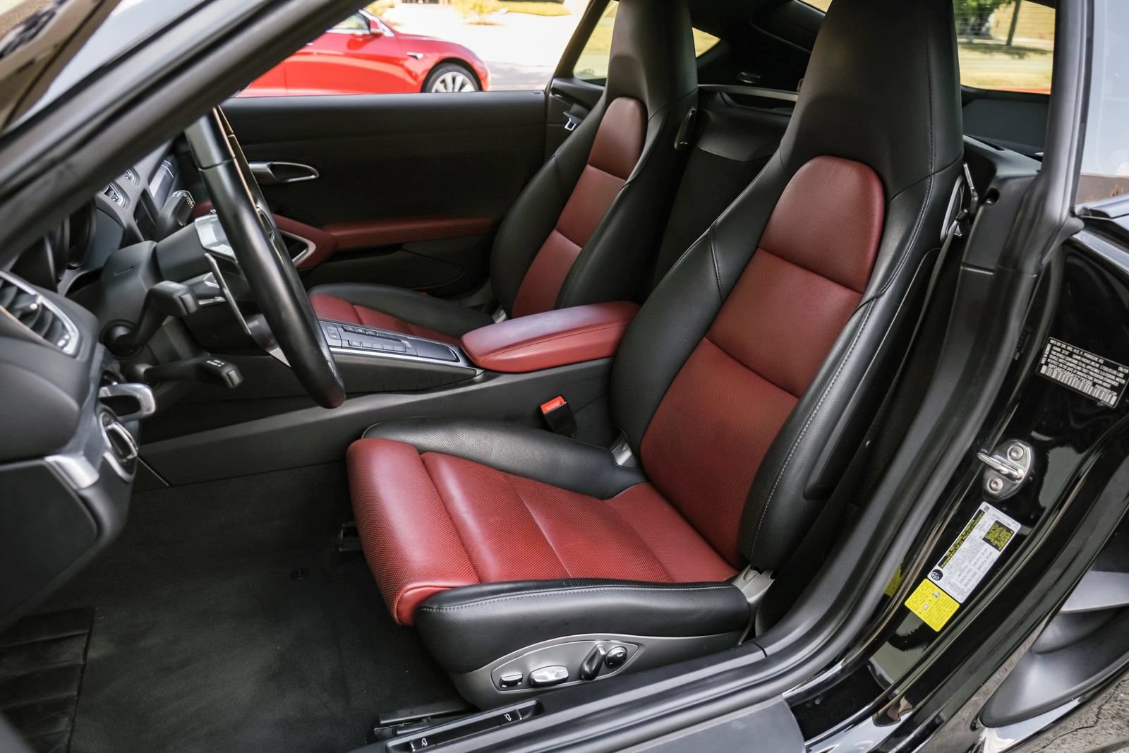Used 2019 Porsche 718 Cayman S RWD image 25