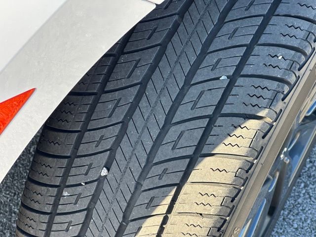 Used 2022 Chevrolet Equinox RS w/ RS Leather Package image 11