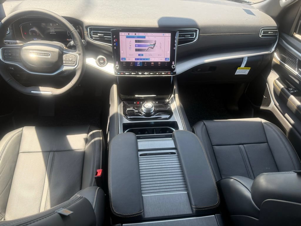 New 2026 Jeep Grand Wagoneer L 4WD image 38