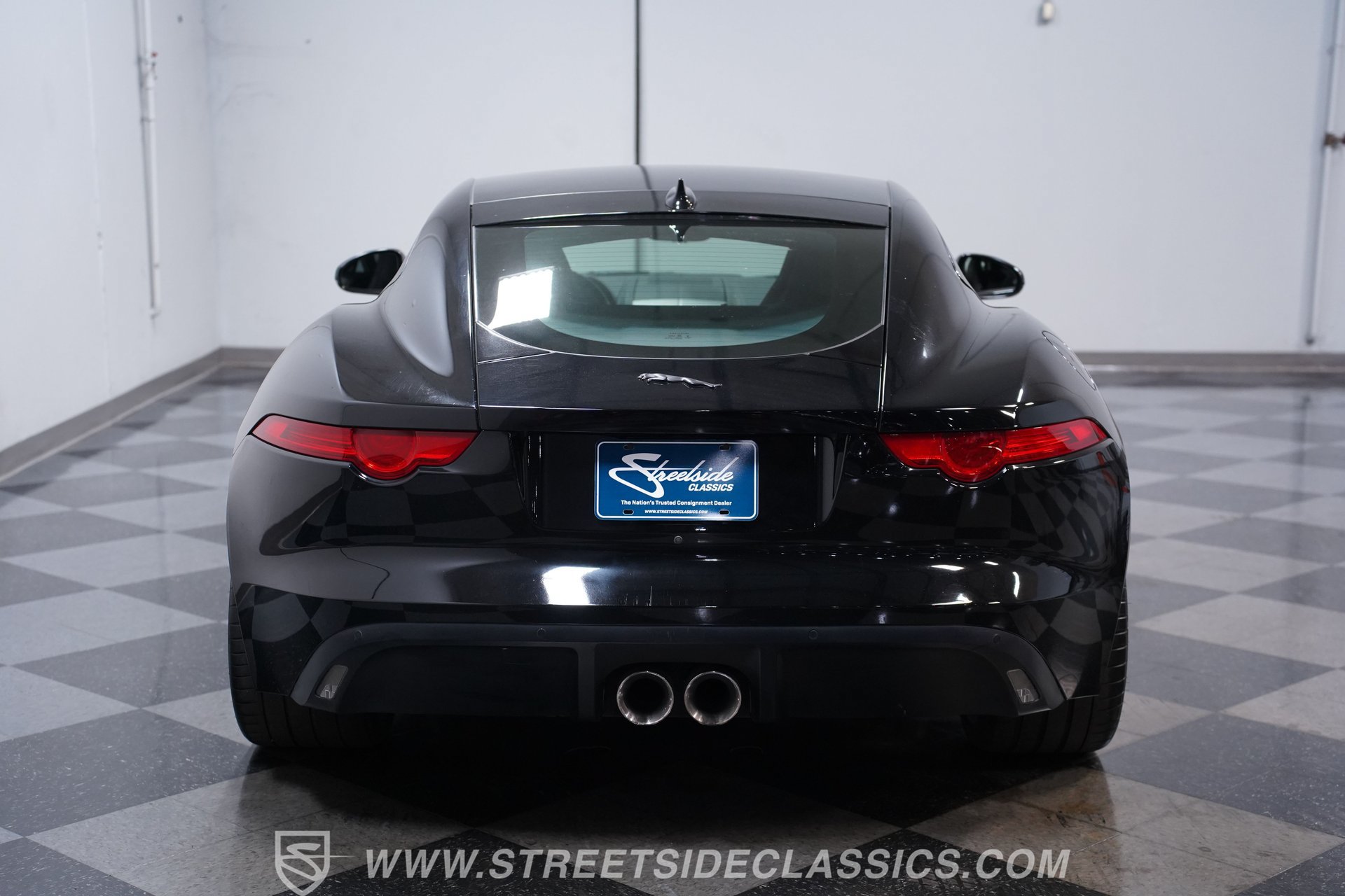 Used 2016 Jaguar F-TYPE Coupe RWD image 11