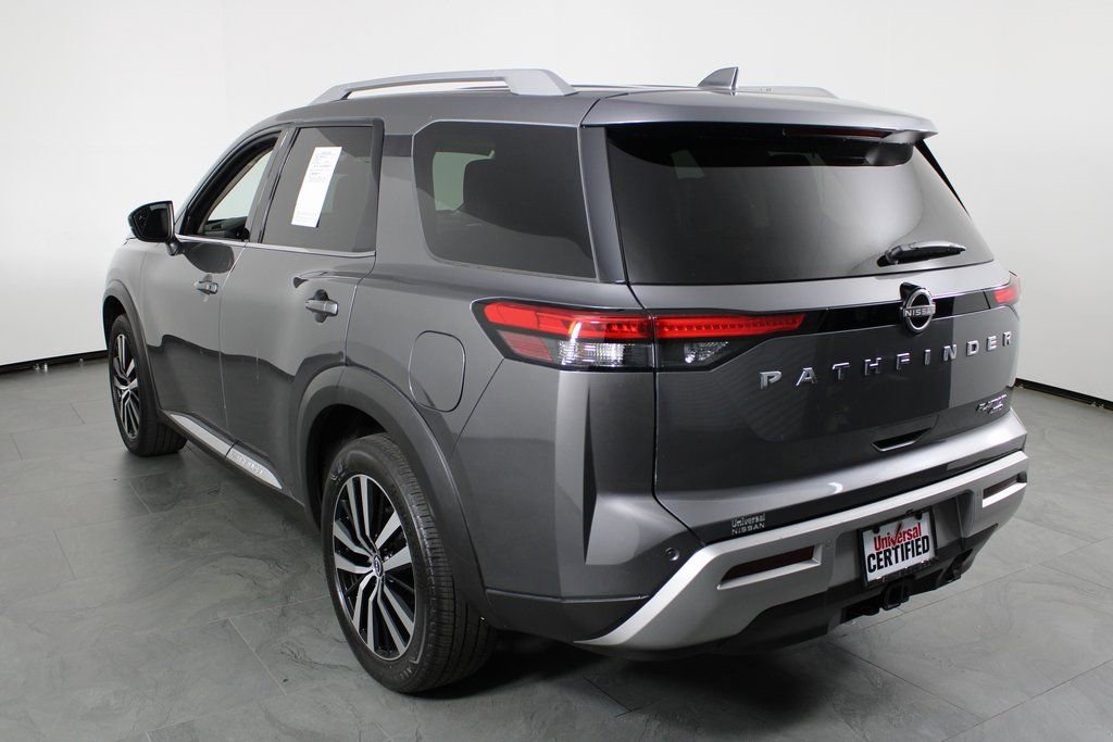 Certified 2023 Nissan Pathfinder Platinum image 3