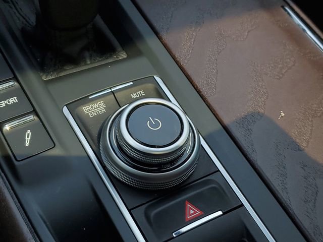 Used 2022 Maserati Levante GT AWD/4WD image 21
