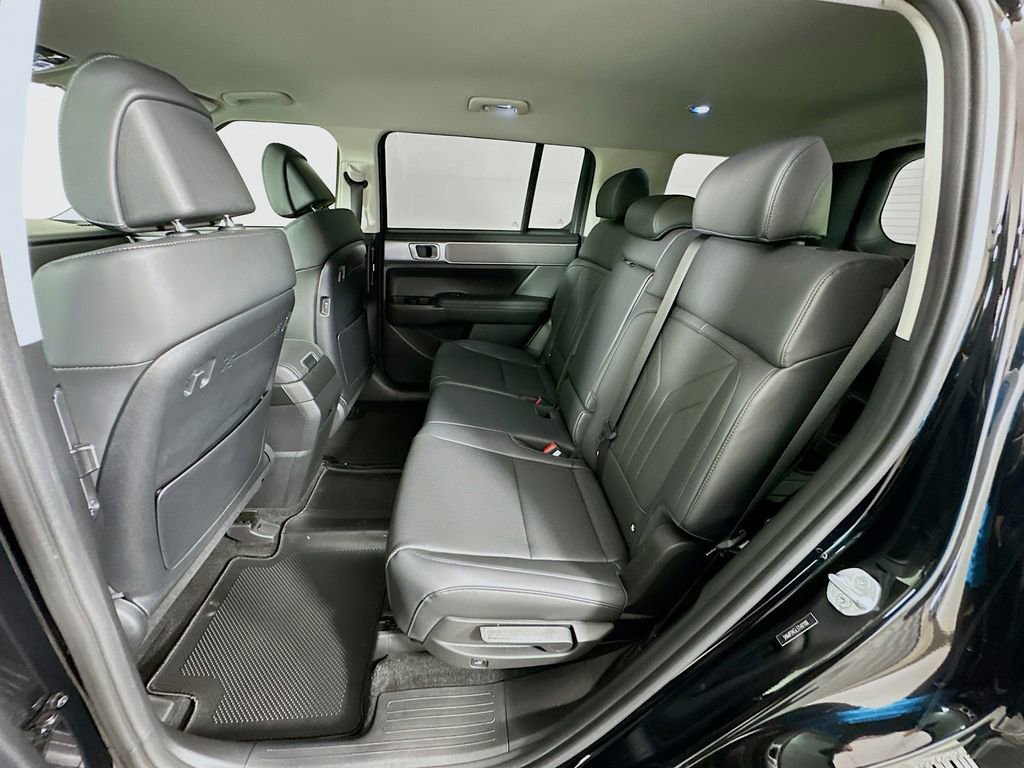 Used 2026 Hyundai Santa Fe SEL FWD image 23