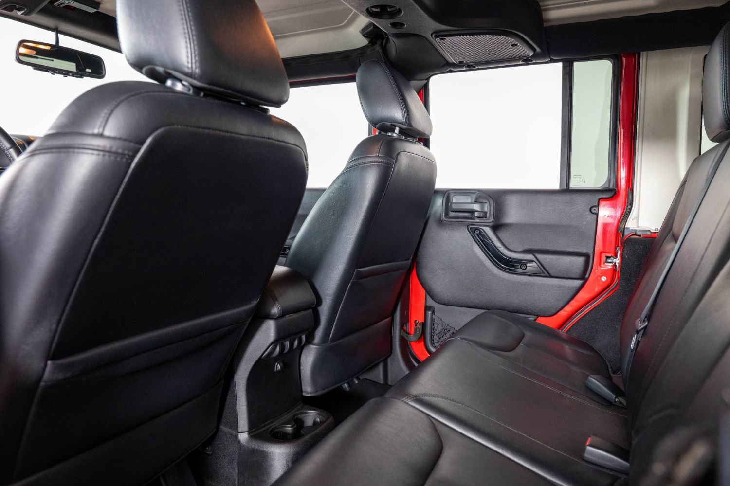 Used 2015 Jeep Wrangler Sahara image 19