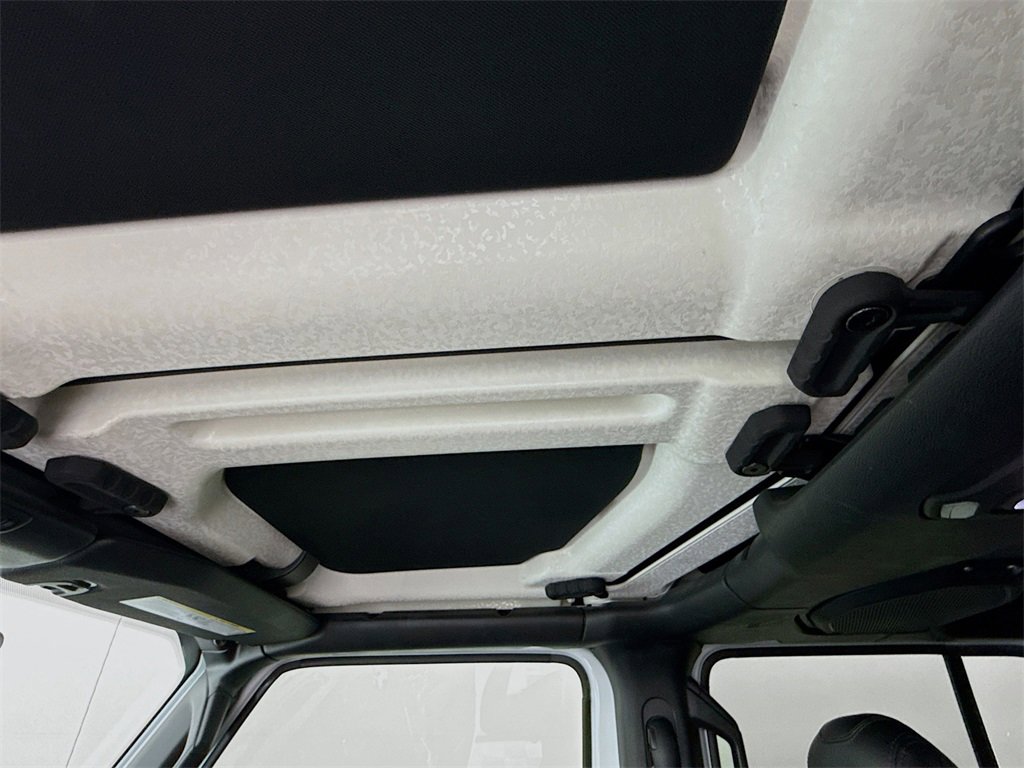 Used 2018 Jeep Wrangler Unlimited Rubicon image 22