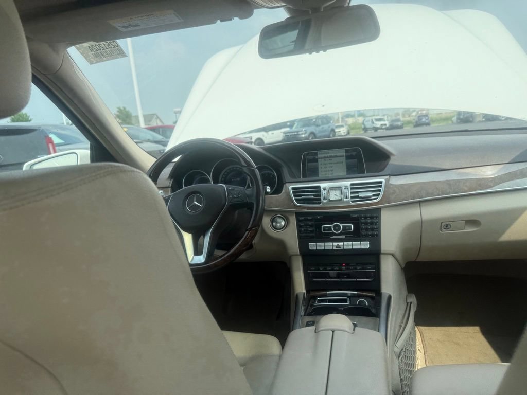 Used 2014 Mercedes-Benz E 350 4MATIC Sedan image 52