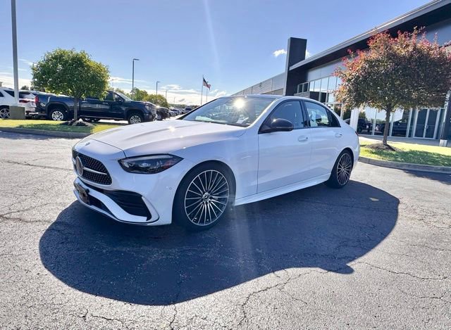 Used 2022 Mercedes-Benz C 300 4MATIC Sedan image 4
