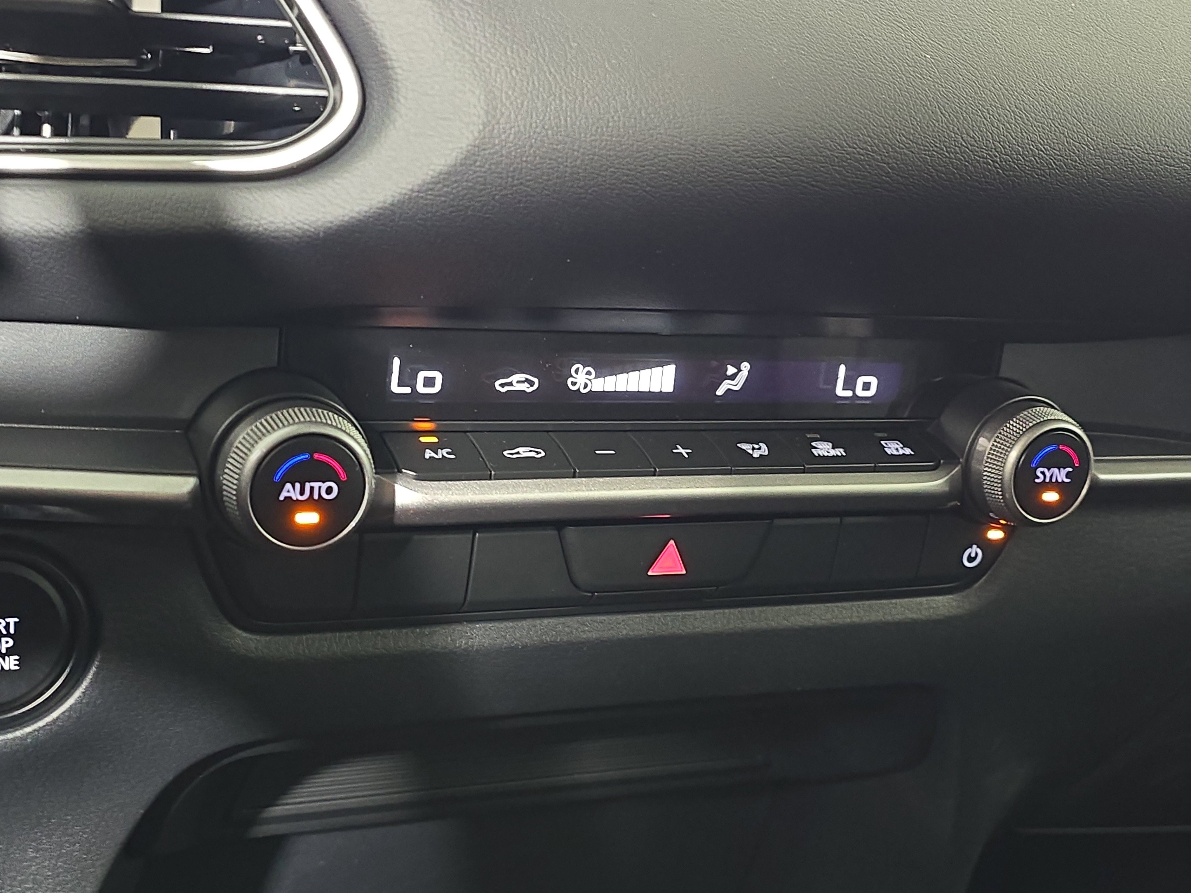 Certified 2025 MAZDA CX-30 AWD 2.5 S w/ Select Sport Pkg image 22