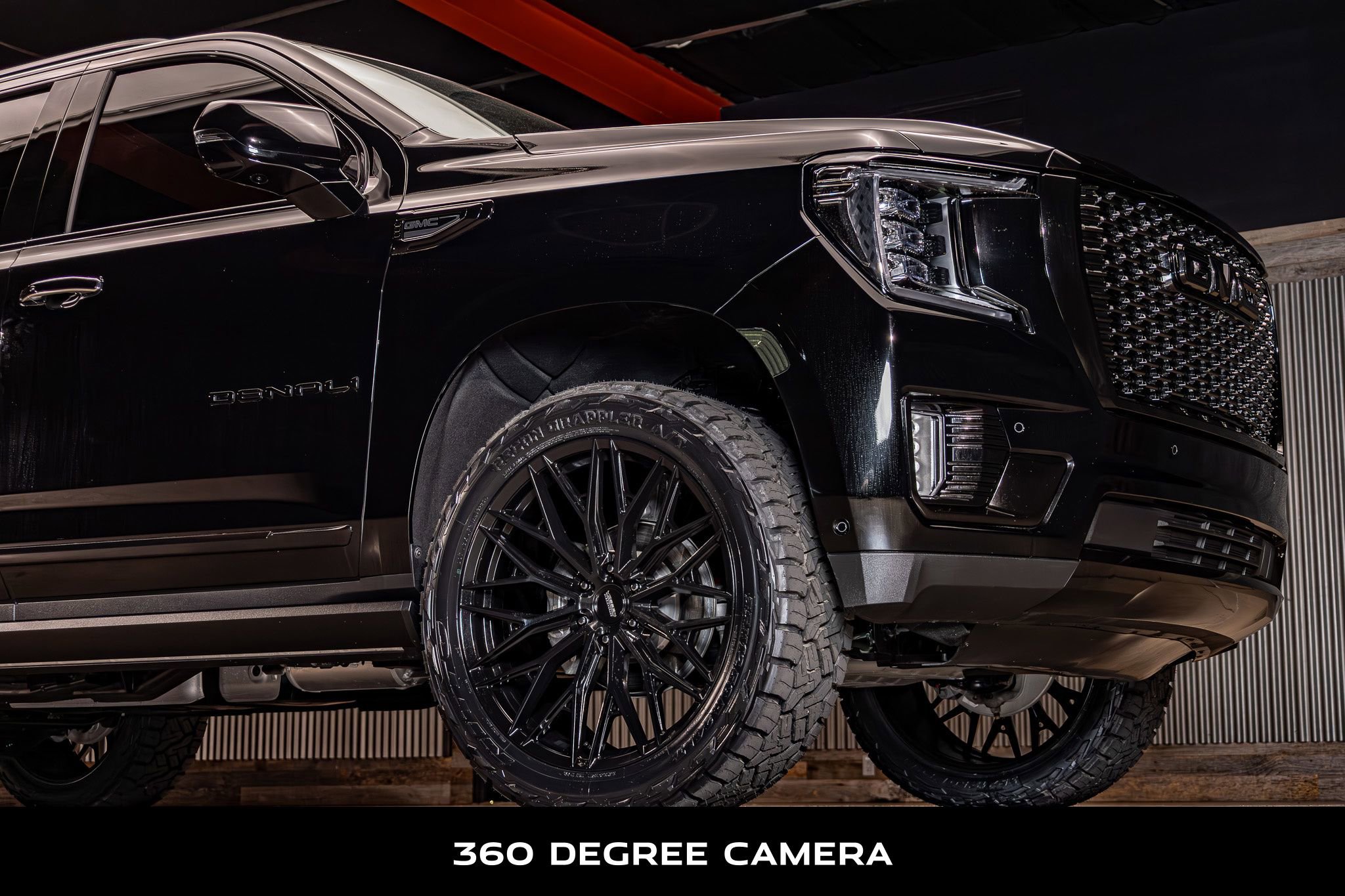Used 2024 GMC Yukon XL Denali w/ Denali Reserve Package image 12