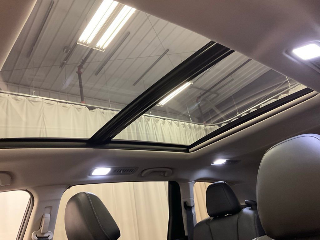 Used 2021 Subaru Ascent Limited w/ Technology Package image 22