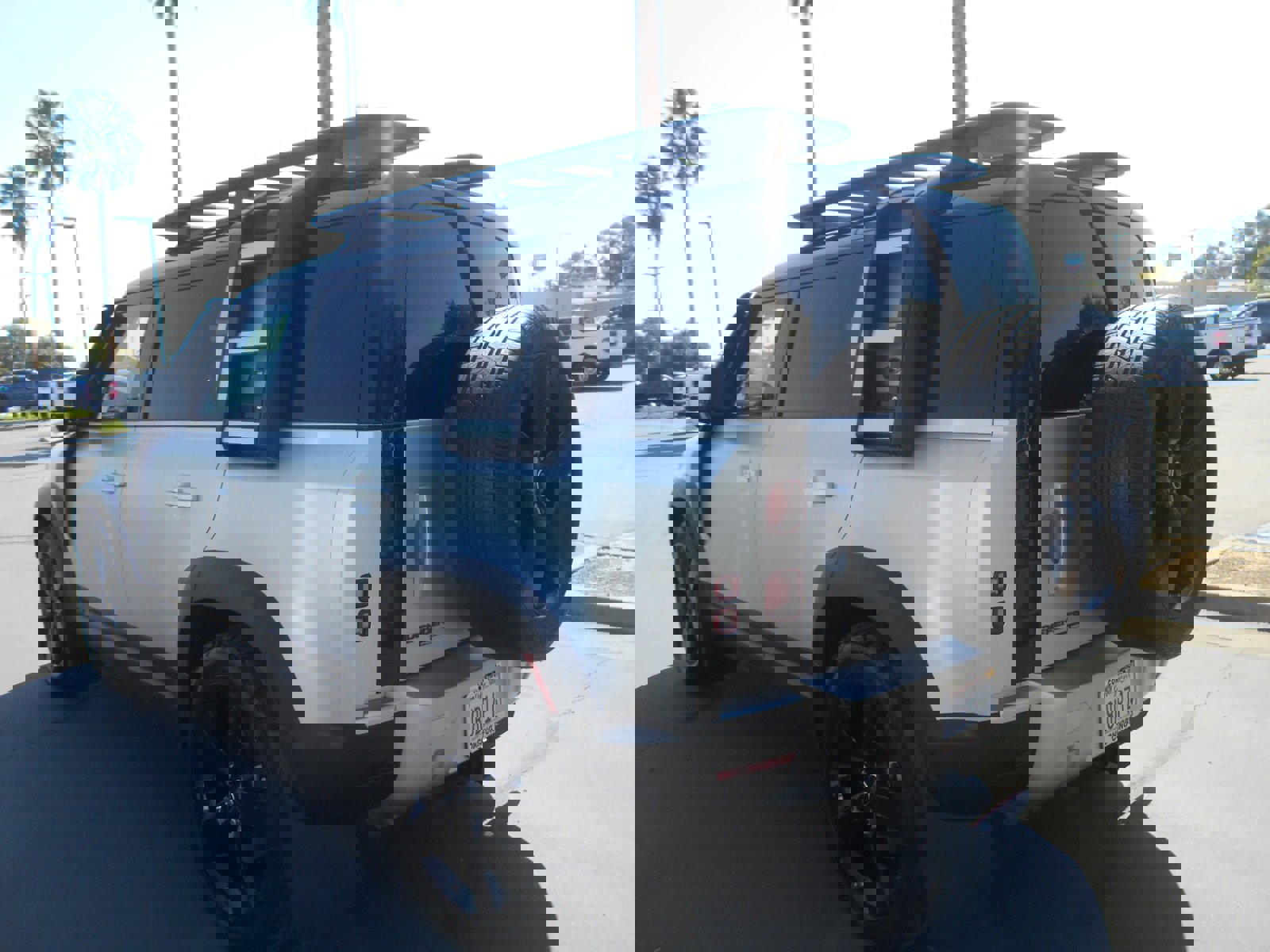 Used 2020 Land Rover Defender 110 HSE image 3