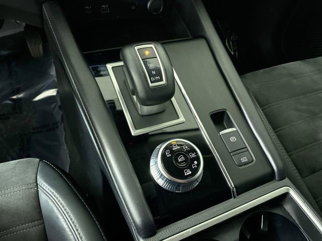 Used 2022 Mitsubishi Outlander SE image 15