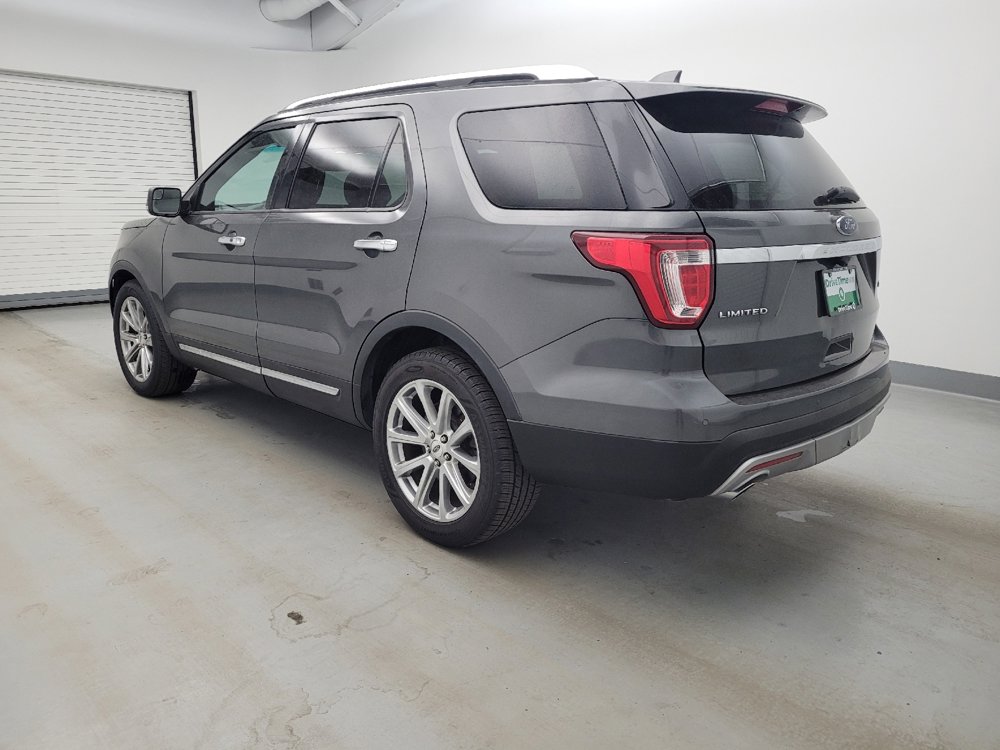 Used 2017 Ford Explorer Limited w/ Class II Trailer Tow Package FWD image 3